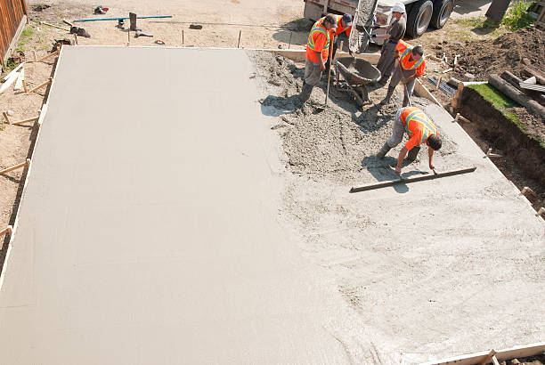 Best Best Concrete Contractor  in Farmville, VA